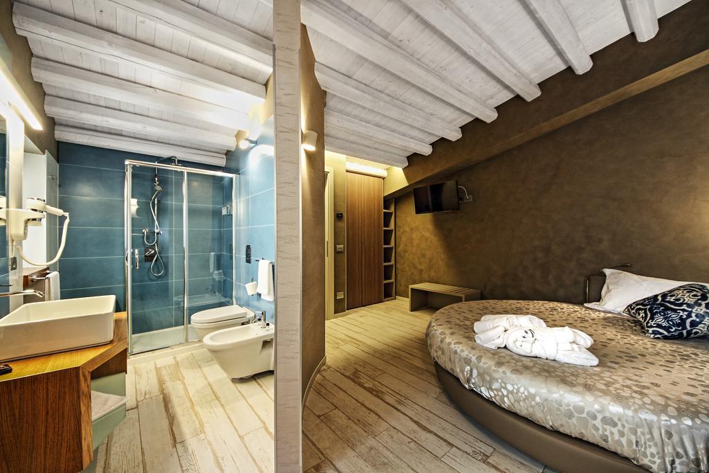 Notti O' Tunn Luxury Rooms In Centro Geraci Siculo Buitenkant foto