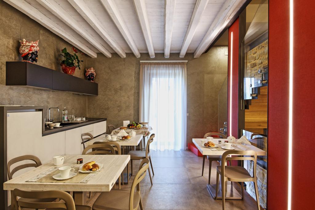 Notti O' Tunn Luxury Rooms In Centro Geraci Siculo Buitenkant foto