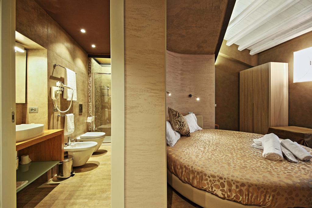 Notti O' Tunn Luxury Rooms In Centro Geraci Siculo Buitenkant foto